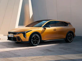 novo kia k4